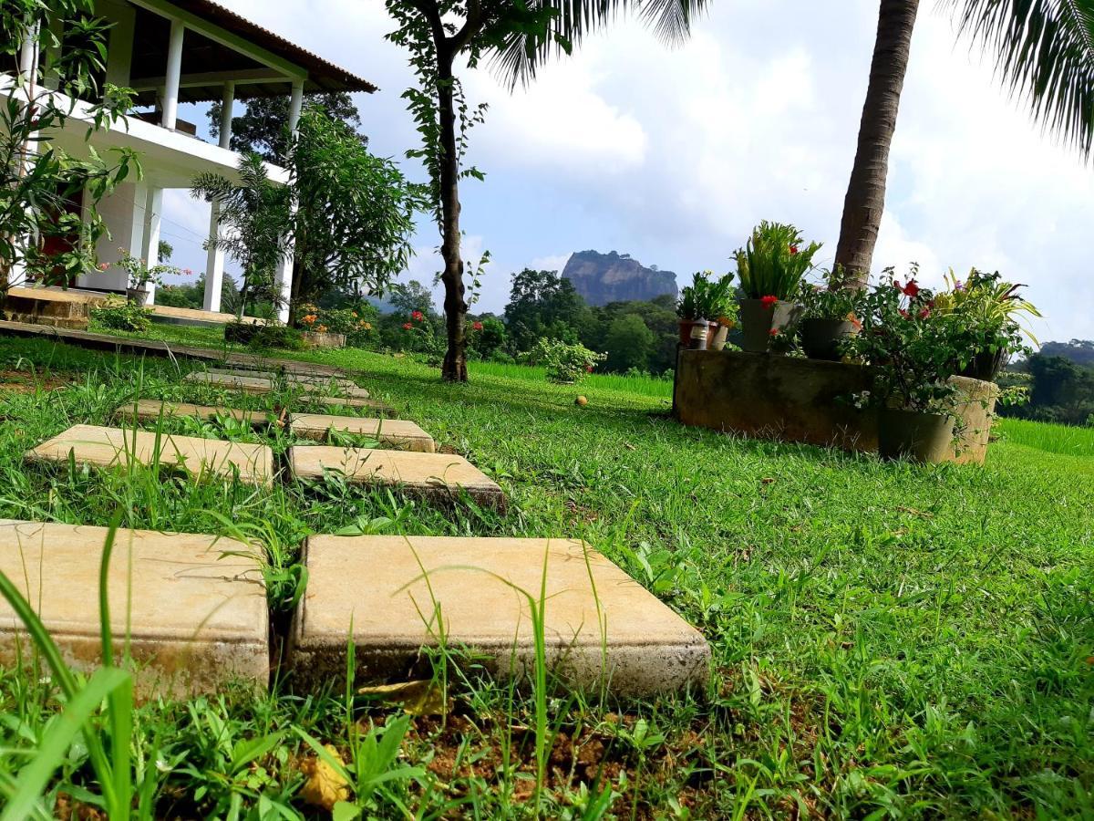 Sigiriya Paradise Inn Exterior photo